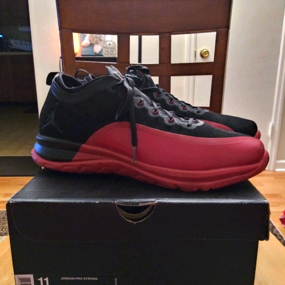 Jordan retro strong